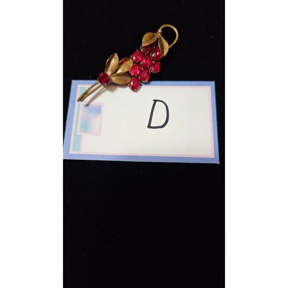 Christmas Red Brooches and Earring Fashion Jewelry - Picture 5 of 7